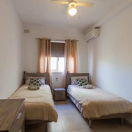 Modern & Central 2 Bedroom & 2 Bathrooms Apartment Msida Luaran gambar