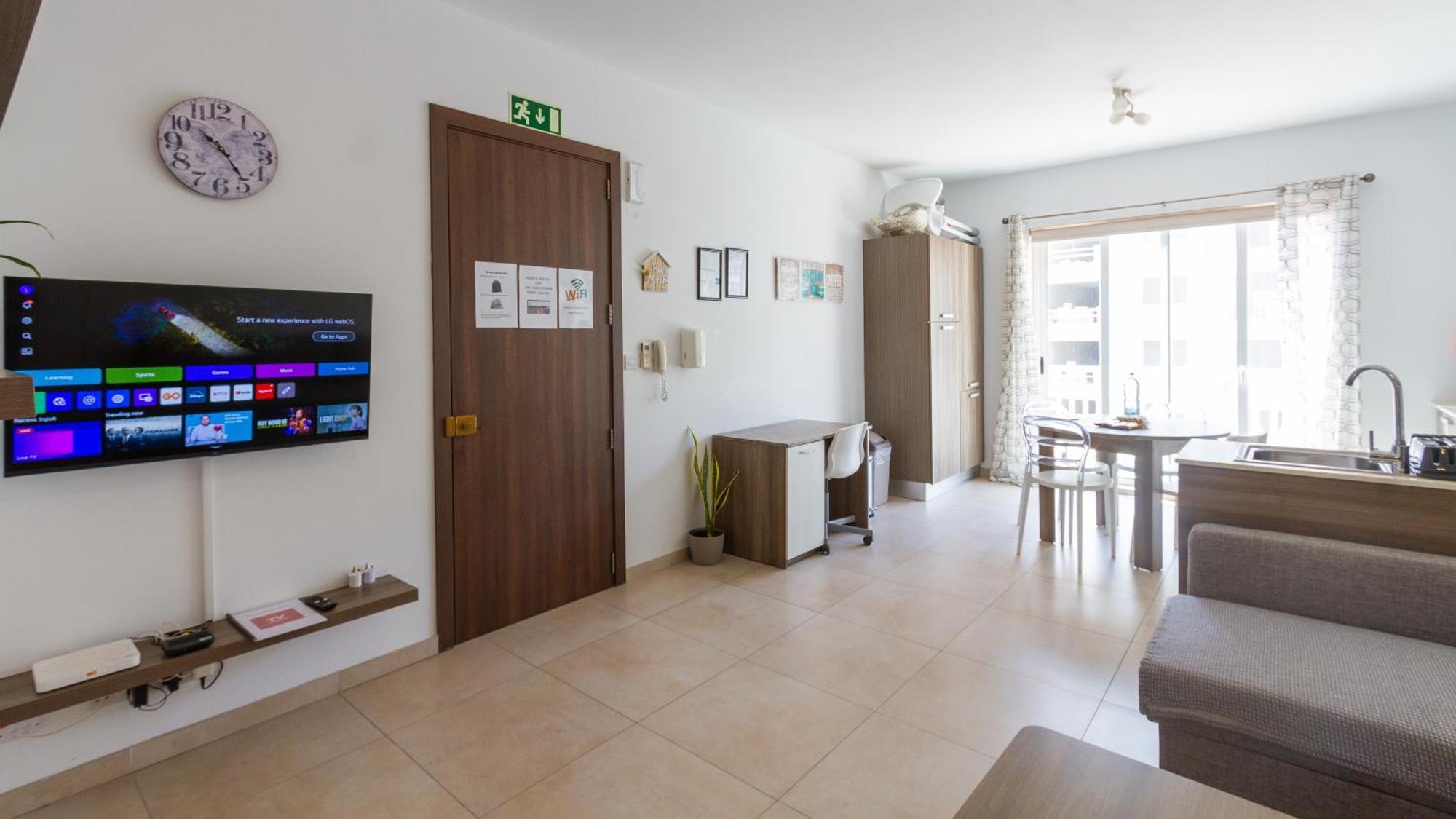 Modern & Central 2 Bedroom & 2 Bathrooms Apartment Msida Luaran gambar